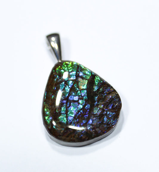 Free Form Pendant 025