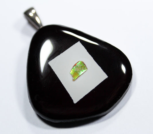Special Pendant 008
