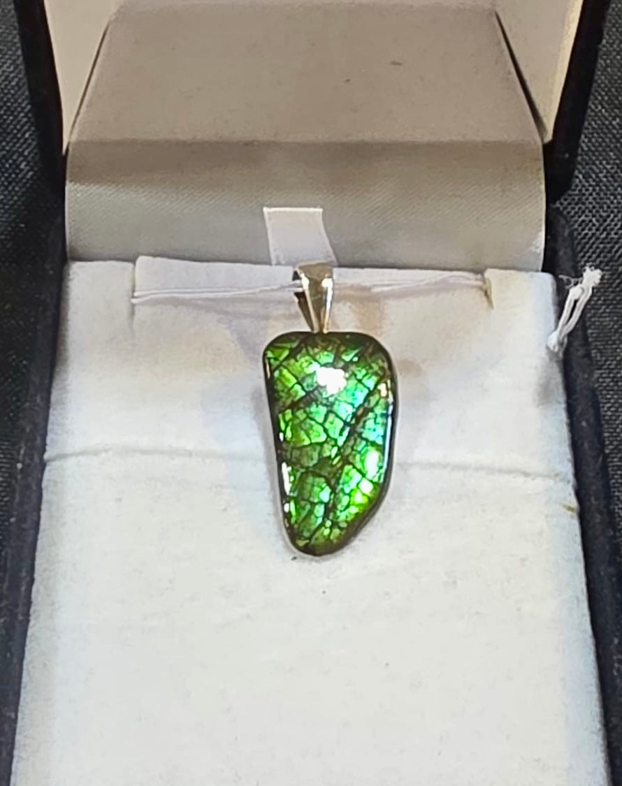 Free Form Pendant 23-102