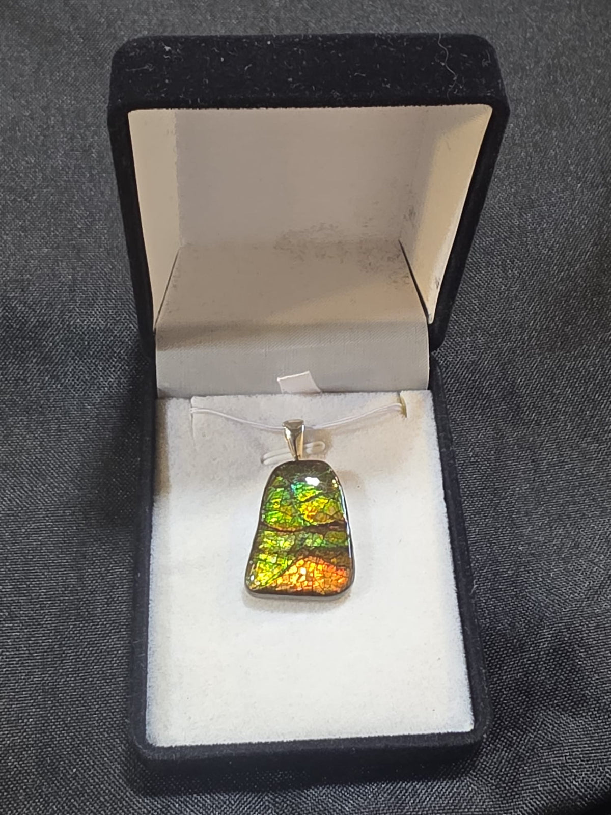 Free Form Pendant 23-112